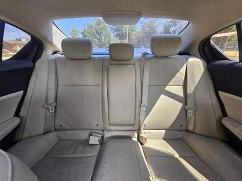 Used 2013 Acura ILX w/ Technology Package FWD image 26