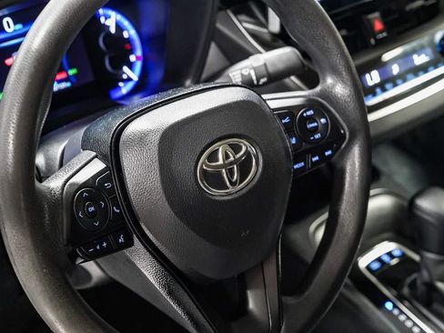 Certified 2021 Toyota Corolla LE FWD image 20