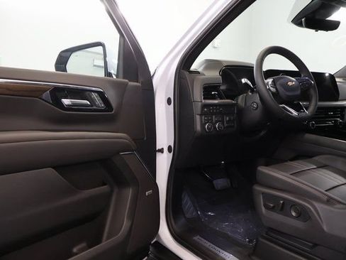 New 2026 Chevrolet Tahoe High Country w/ Sun And Tow Package AWD/4WD image 9