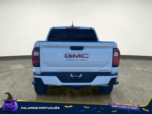 Certified 2025 GMC Canyon Elevation image 4