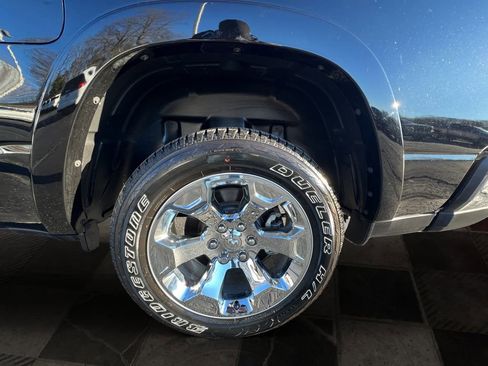 Used 2025 RAM 1500 Big Horn AWD/4WD image 9