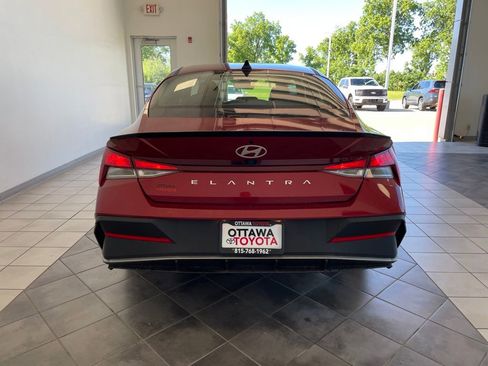 Used 2026 Hyundai Elantra Sport FWD image 6