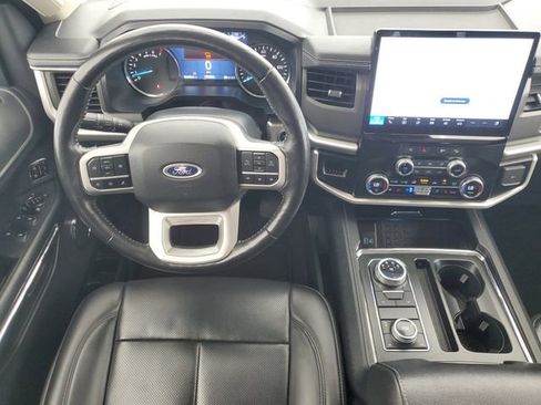 Used 2024 Ford Expedition Max XLT AWD/4WD image 19