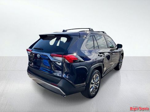 Certified 2023 Toyota RAV4 Limited FWD image 4