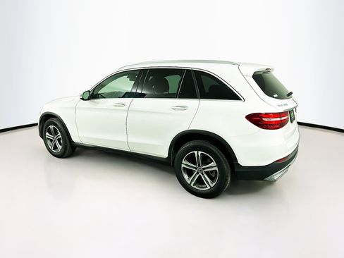 Used 2019 Mercedes-Benz GLC 300 4MATIC image 5