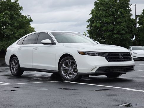 Certified 2024 Honda Accord EX image 2