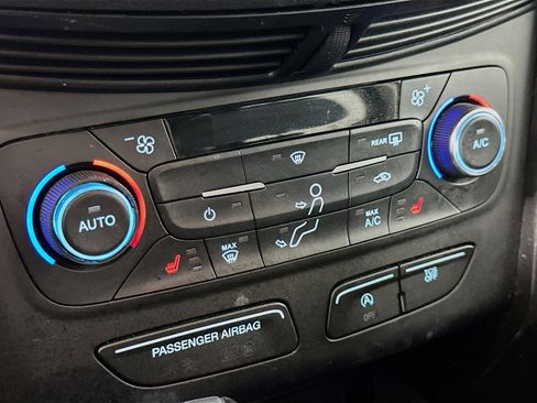 Used 2017 Ford Escape Titanium FWD image 24