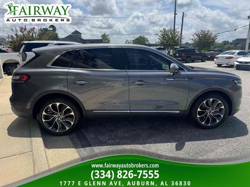 Used 2022 Lincoln Nautilus Reserve w/ Equipment Group 201A FWD image 5