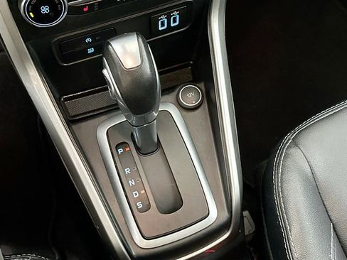 Used 2022 Ford EcoSport Titanium AWD/4WD image 16