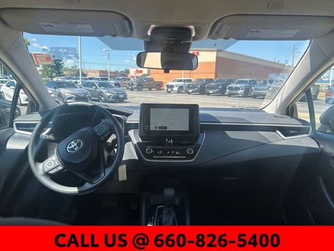 Used 2025 Toyota Corolla LE FWD image 8