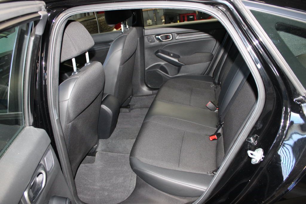 Used 2024 Honda Civic Sport image 11