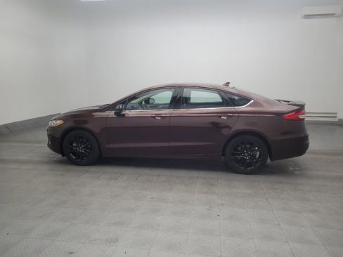 Used 2019 Ford Fusion SE w/ Equipment Group 151A FWD image 3