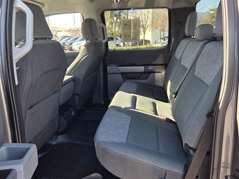 Used 2023 Ford F150 XLT w/ Trailer Tow Package image 12