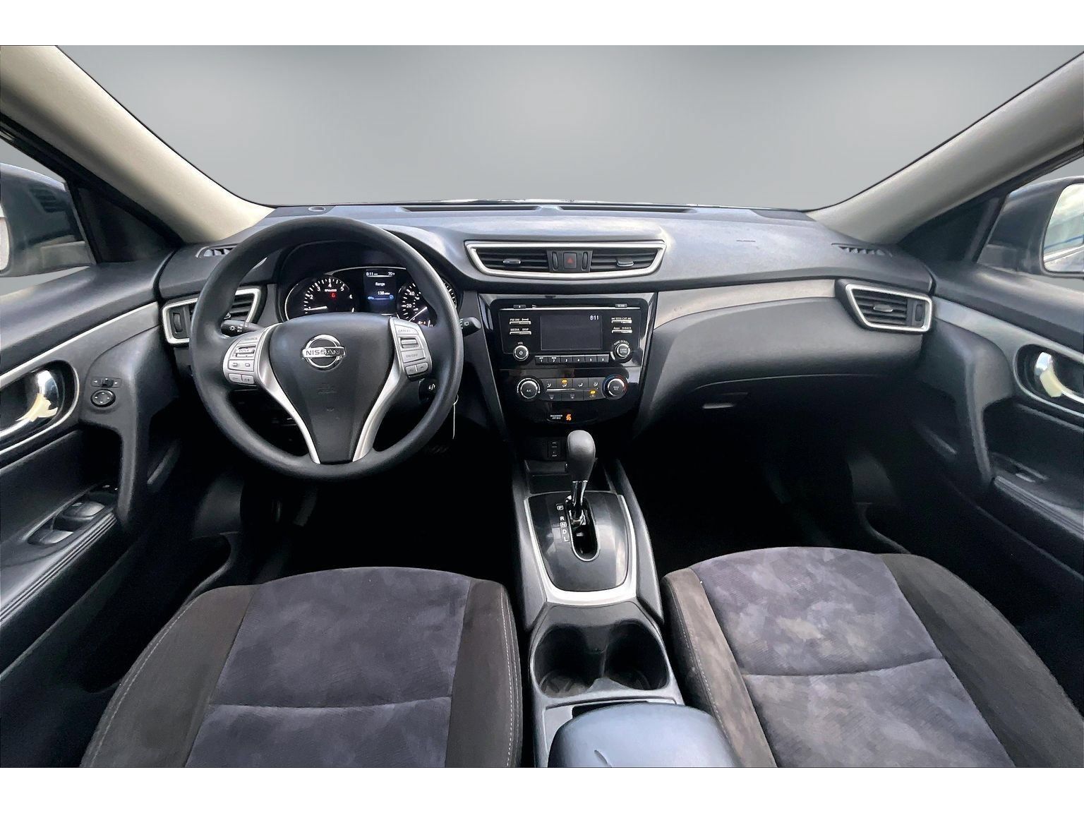 Used 2015 Nissan Rogue S AWD/4WD image 7