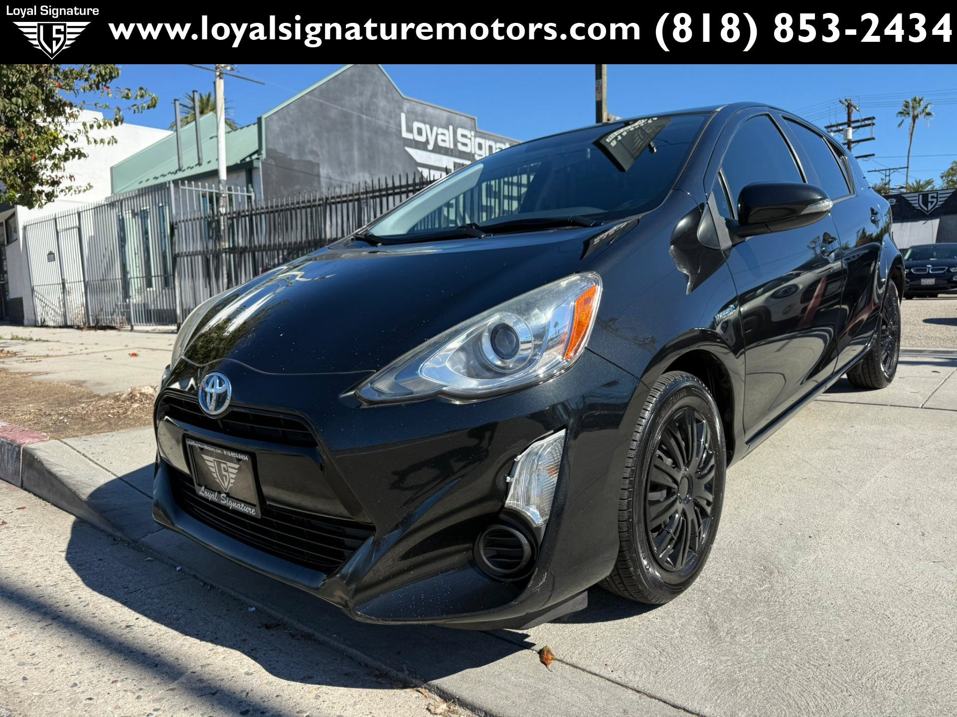 Used 2015 Toyota Prius C Two FWD image 3