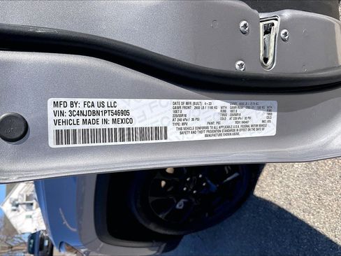 Certified 2023 Jeep Compass Altitude image 28