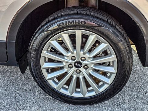 Used 2019 Lincoln MKC Premiere FWD image 7