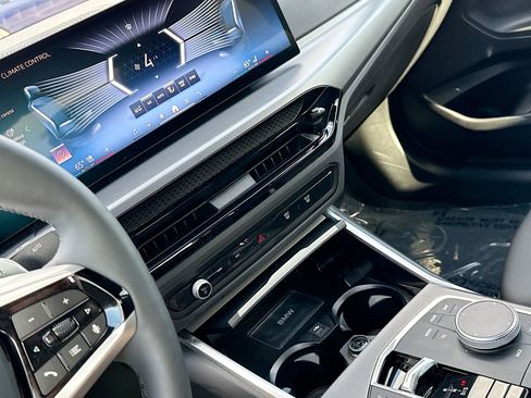 Used 2025 BMW 230i 230i image 27