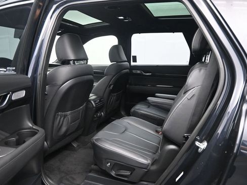 Used 2023 Hyundai Palisade Calligraphy AWD/4WD image 25