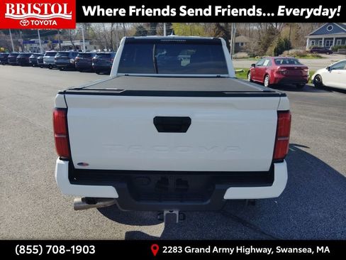 Certified 2025 Toyota Tacoma SR5 image 6