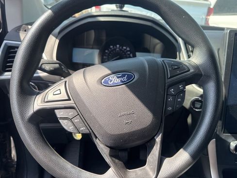 Used 2023 Ford Edge SE w/ Black Appearance Package AWD/4WD image 14
