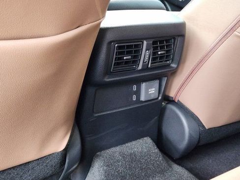 Used 2025 Toyota 4Runner Limited image 35