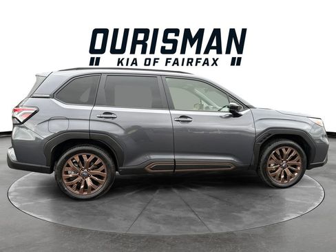 Used 2025 Subaru Forester Sport AWD/4WD image 7