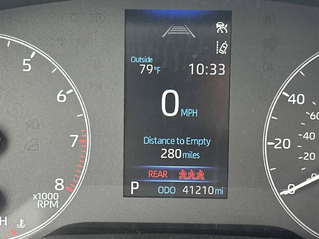 Used 2025 Toyota Corolla LE FWD image 21