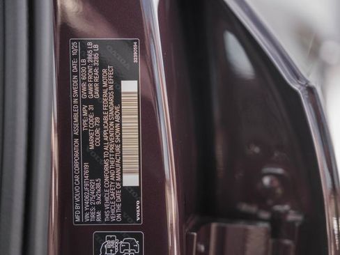 New 2026 Volvo XC90 B6 Ultra w/ Protection Package Premier image 40