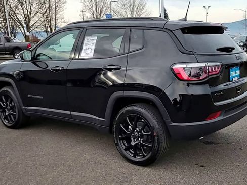 New 2026 Jeep Compass Latitude AWD/4WD image 6