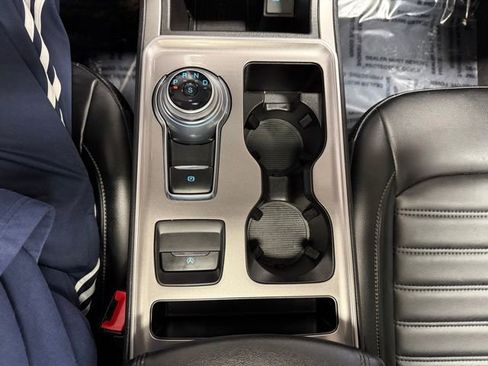 Used 2023 Ford Edge SEL w/ Convenience Package image 37