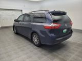 Used 2018 Toyota Sienna XLE image 5