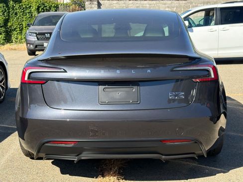 Used 2024 Tesla Model 3 Performance AWD/4WD image 5