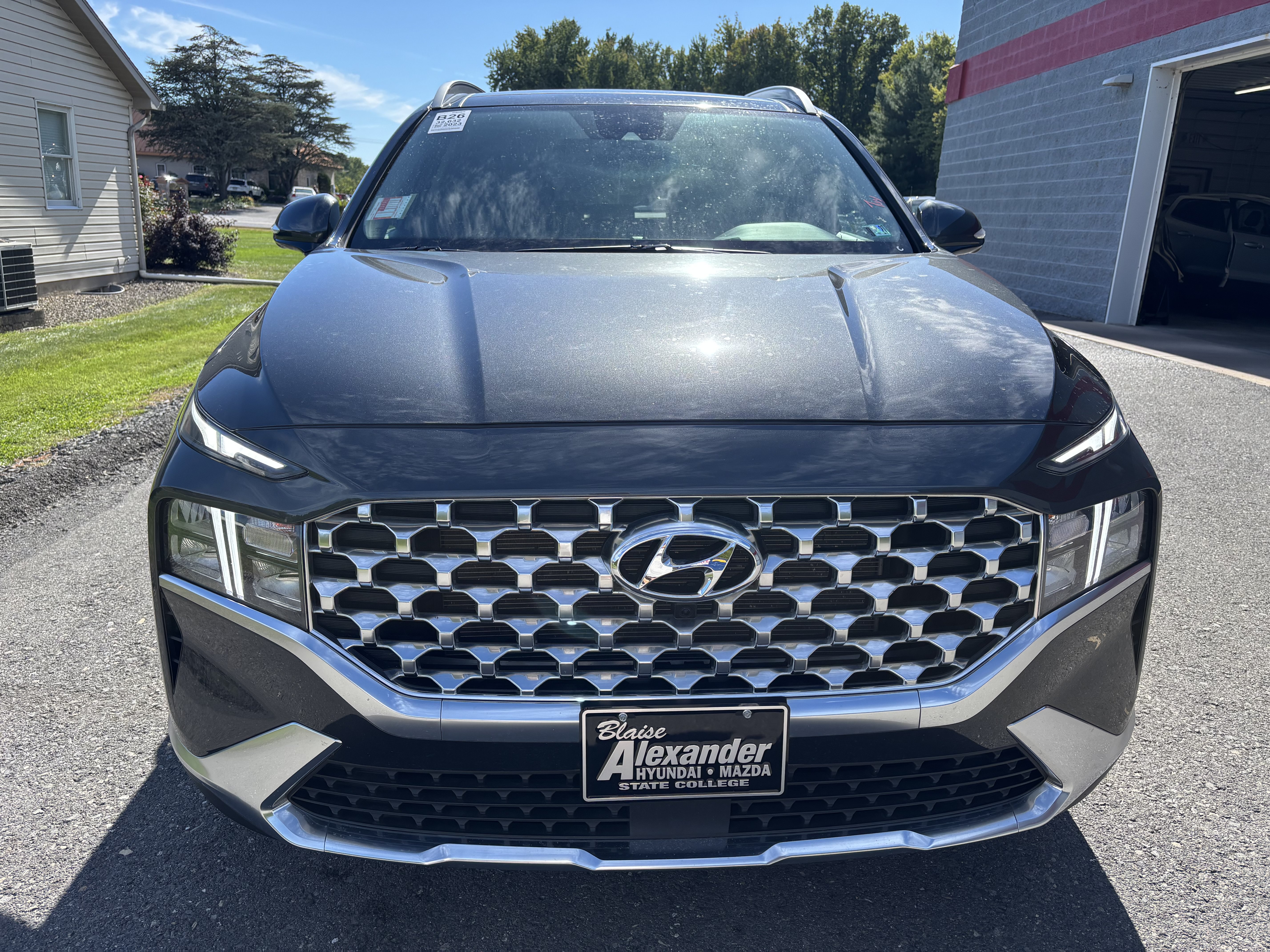Used 2023 Hyundai Santa Fe SEL w/ Premium Package AWD/4WD image 9