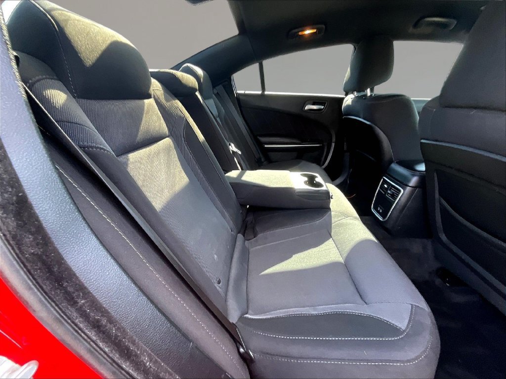 Used 2018 Dodge Charger R/T RWD image 19