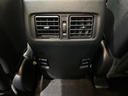 Used 2018 Toyota 4Runner Limited AWD/4WD image 21