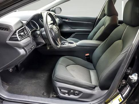 Used 2024 Toyota Camry LE FWD image 8