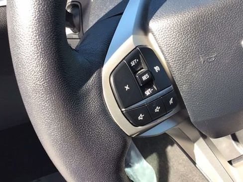 Used 2024 Ford Explorer XLT w/ Equipment Group 202A image 20