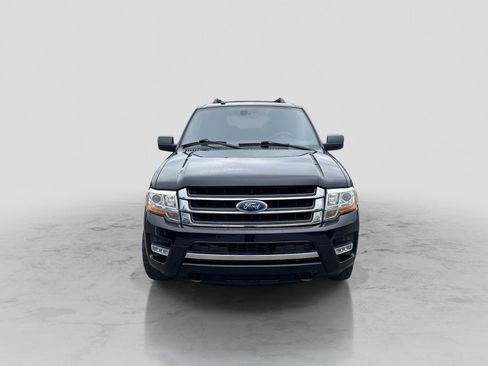 Used 2017 Ford Expedition EL Limited w/ Equipment Group 301A AWD/4WD image 12