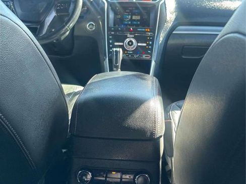 Used 2018 Ford Explorer Sport w/ Equipment Group 401A AWD/4WD image 14