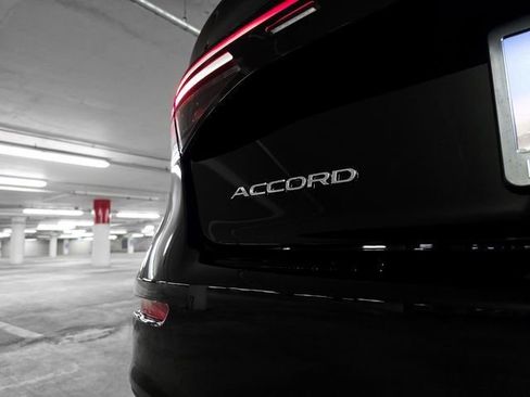 New 2025 Honda Accord SE image 32