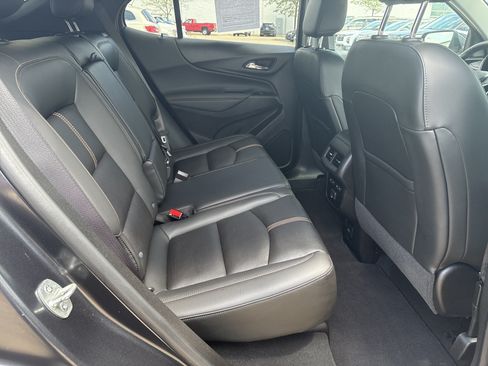 Used 2022 Chevrolet Equinox Premier AWD/4WD image 16