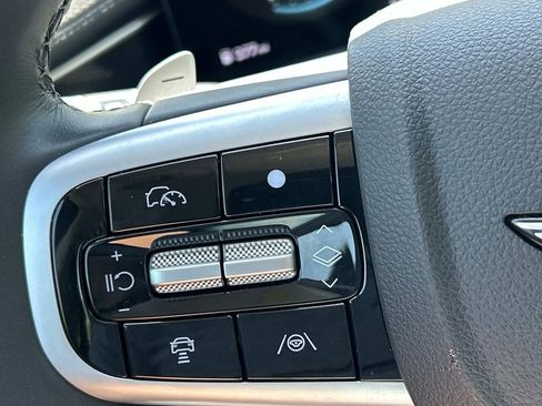 Used 2025 Genesis G80 2.5T AWD/4WD image 26