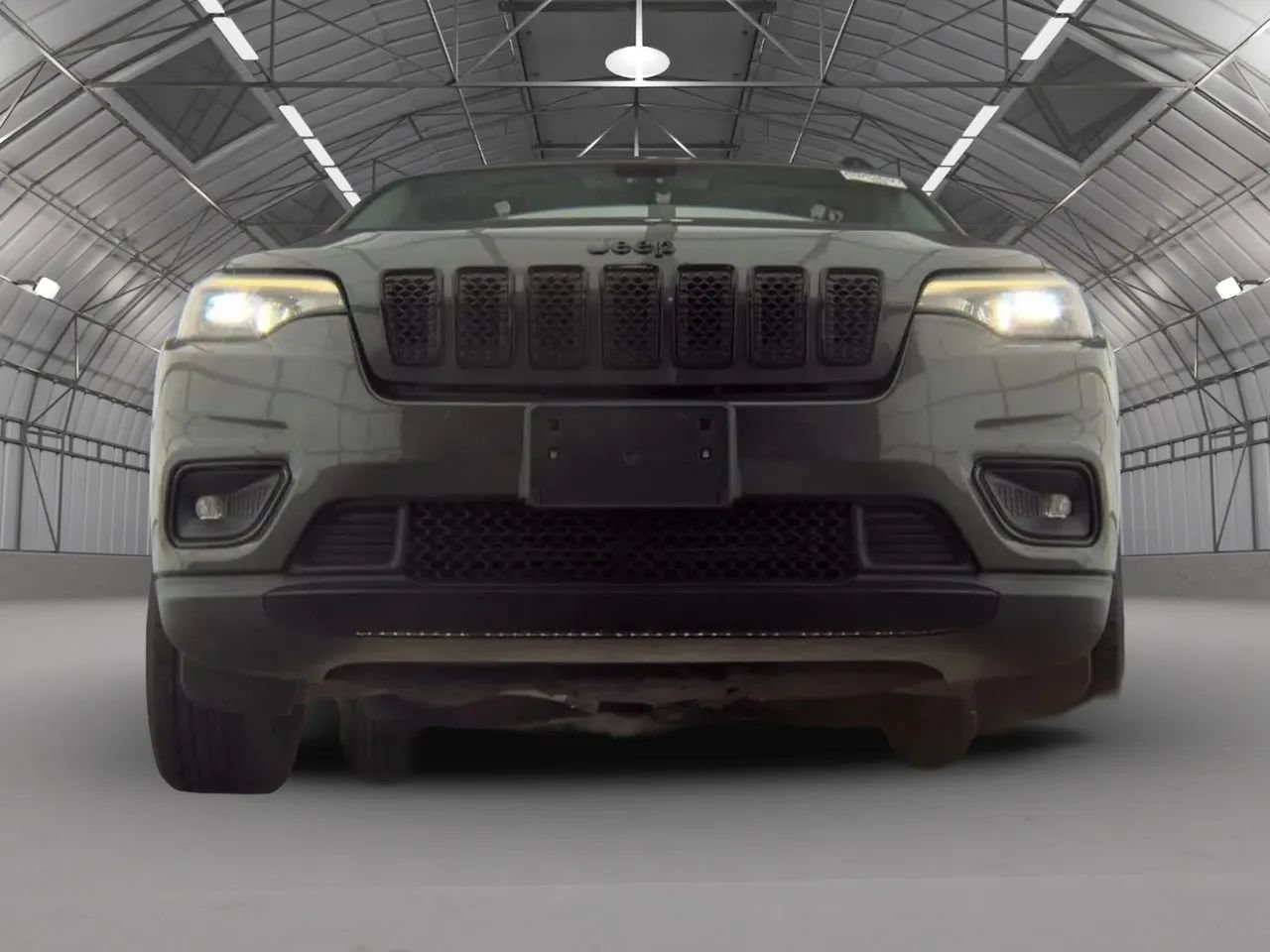 Used 2019 Jeep Cherokee Latitude Plus AWD/4WD image 12