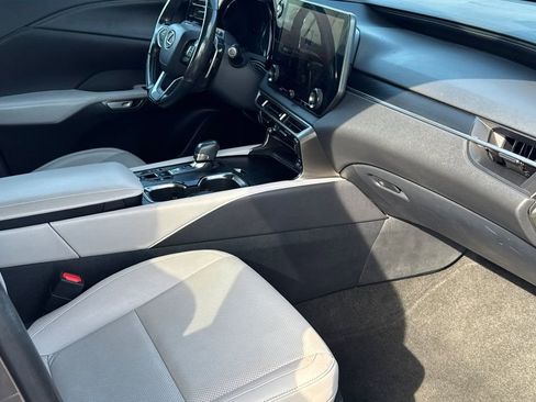 Used 2023 Lexus RX 350h w/ Accessory Package (Z1) image 16