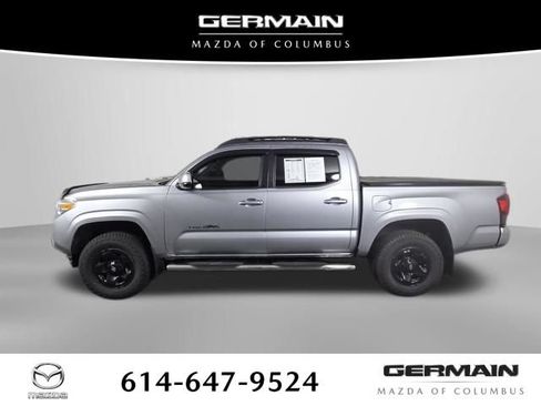 Used 2018 Toyota Tacoma SR w/ SR Convenience Package AWD/4WD image 12