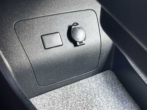 Used 2014 Toyota Prius Three FWD image 21