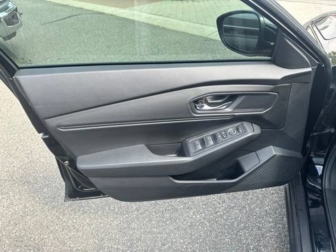 Used 2023 Honda Accord EX image 15