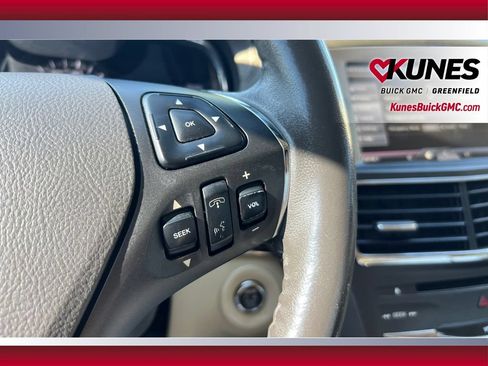 Used 2014 Lincoln MKT FWD image 18