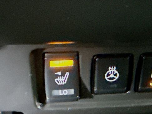 Used 2023 Nissan Frontier PRO-4X w/ Pro-4X Premium Package image 23